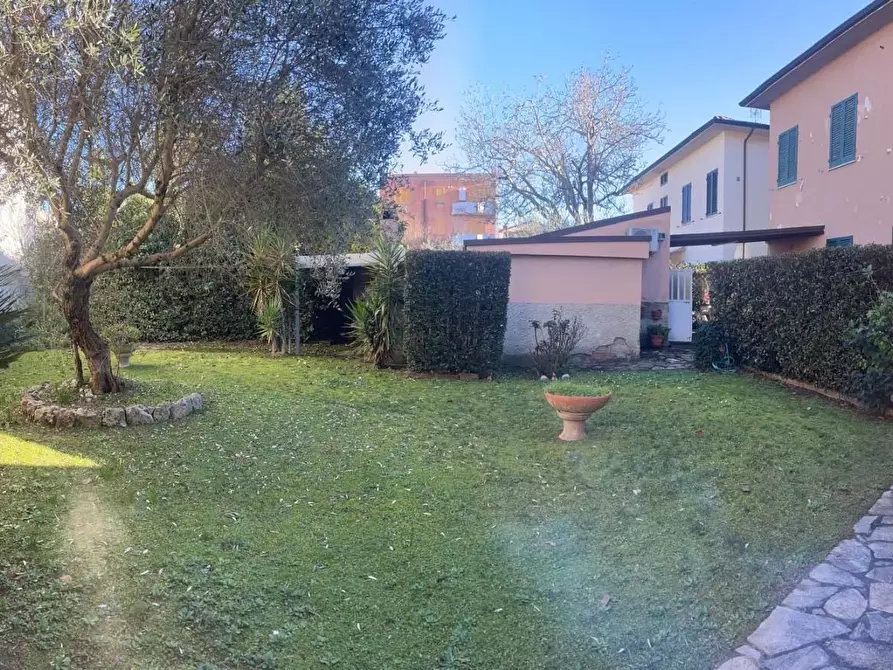 Immagine 21 di Appartamento in vendita  a Ponsacco