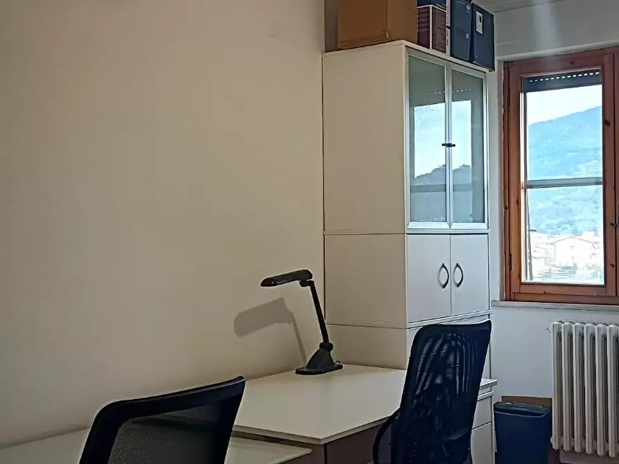 Immagine 17 di Appartamento in vendita  a Cascina