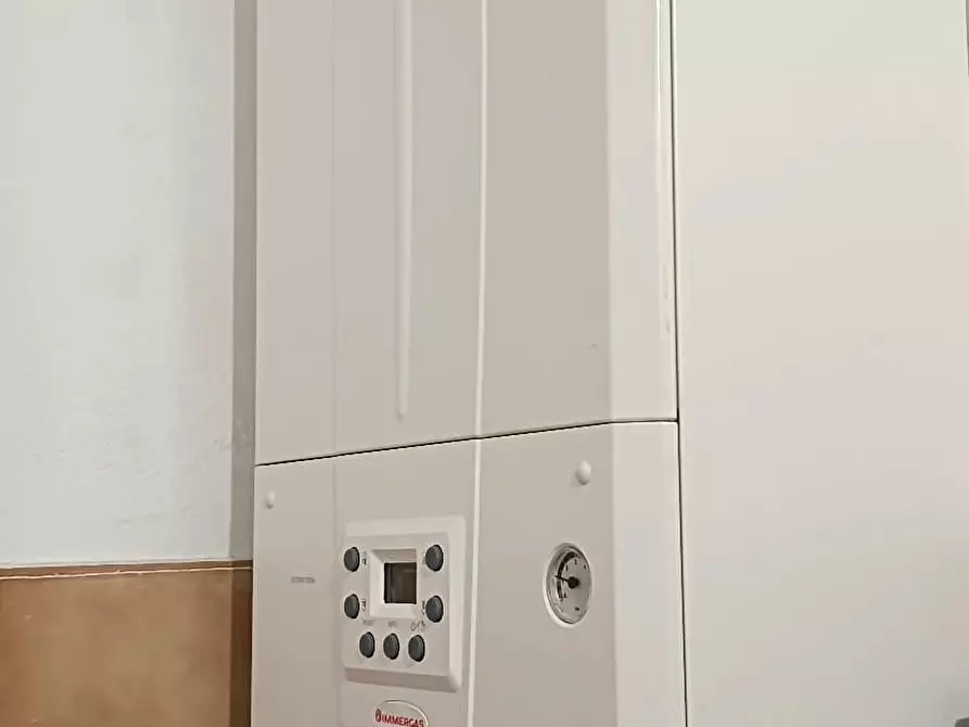 Immagine 12 di Appartamento in vendita  a Cascina