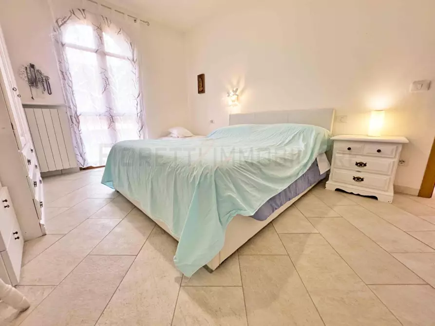 Immagine 17 di Appartamento in vendita  a Piombino