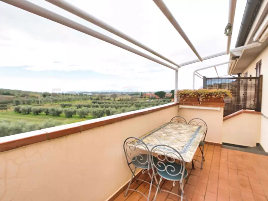 Immagine 10 di Appartamento in vendita  a Piombino