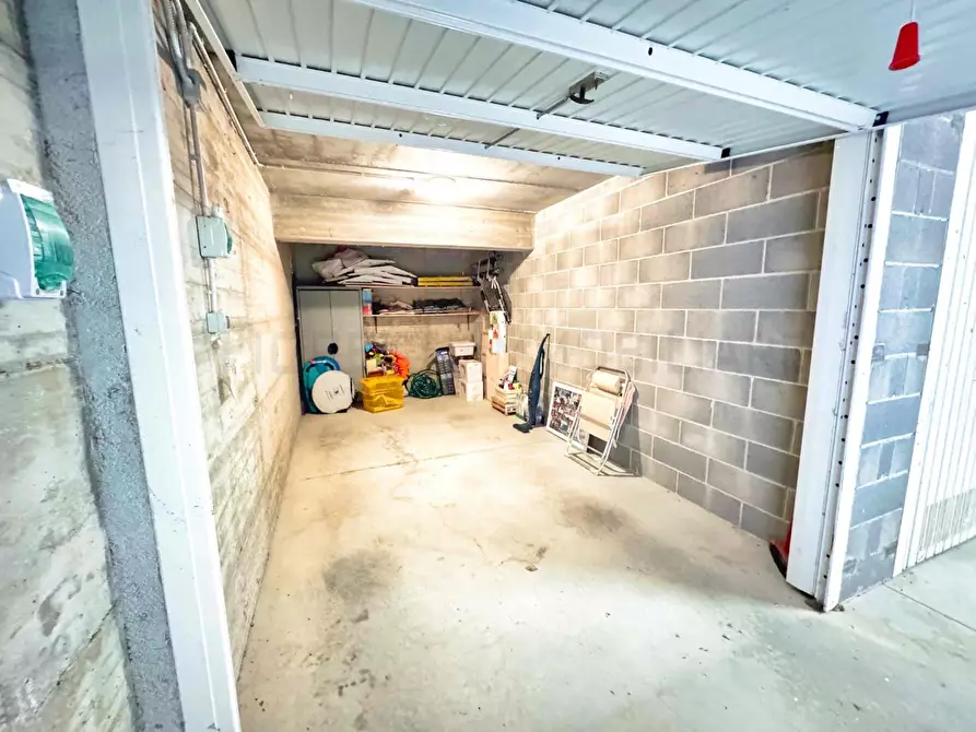 Immagine 41 di Appartamento in vendita  a Piombino