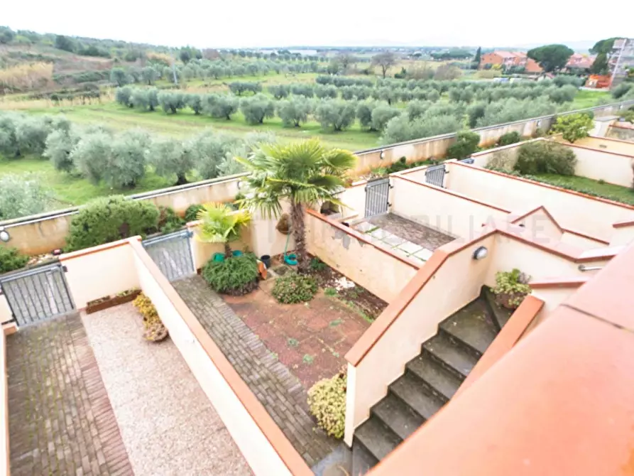 Immagine 11 di Appartamento in vendita  a Piombino