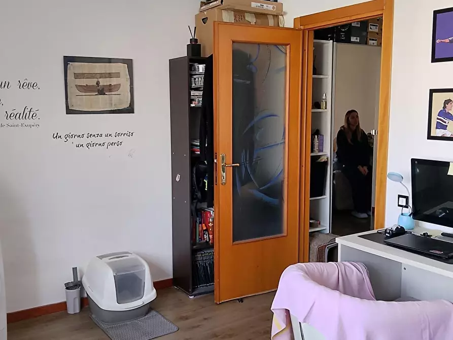 Immagine 11 di Appartamento in vendita  a Livorno