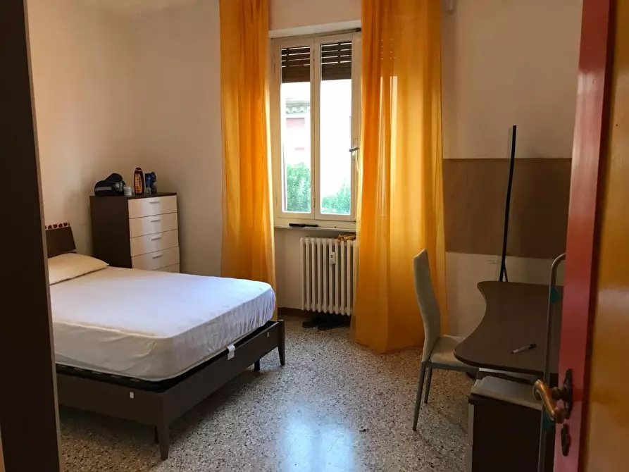 Immagine 12 di Appartamento in vendita  a Siena