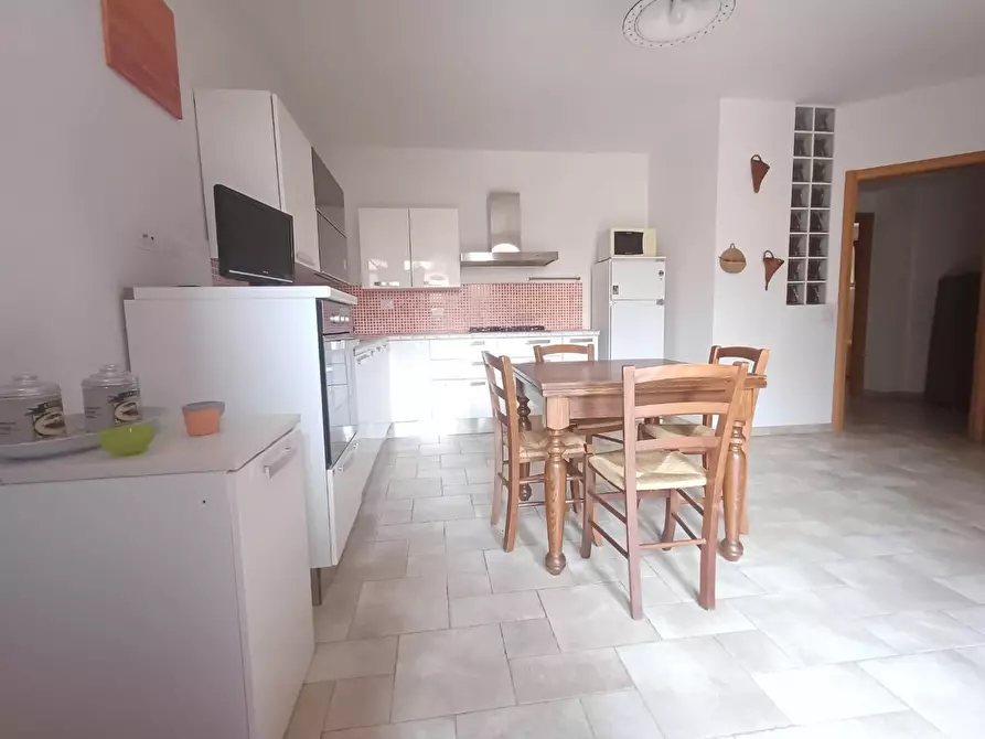 Immagine 3 di Appartamento in vendita  a Sovicille