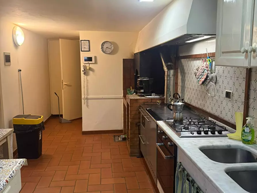 Immagine 14 di Villa in vendita  a Fucecchio