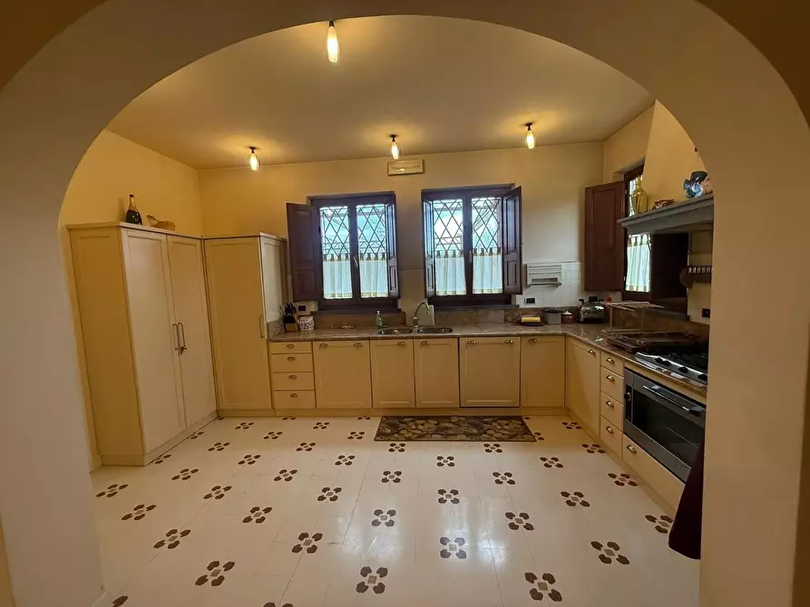 Immagine 51 di Villa in vendita  a Fucecchio