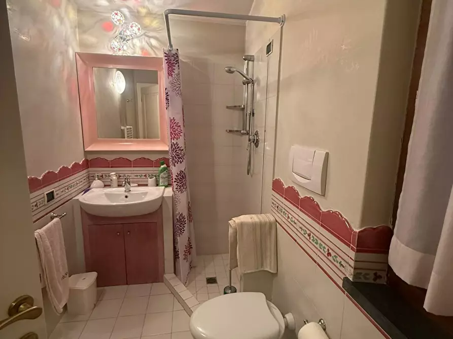 Immagine 41 di Villa in vendita  a Fucecchio