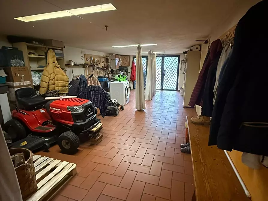 Immagine 8 di Villa in vendita  a Fucecchio