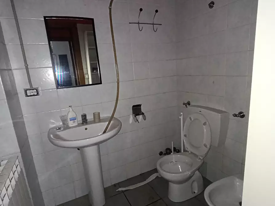 Immagine 8 di Laboratorio in vendita  a Torino