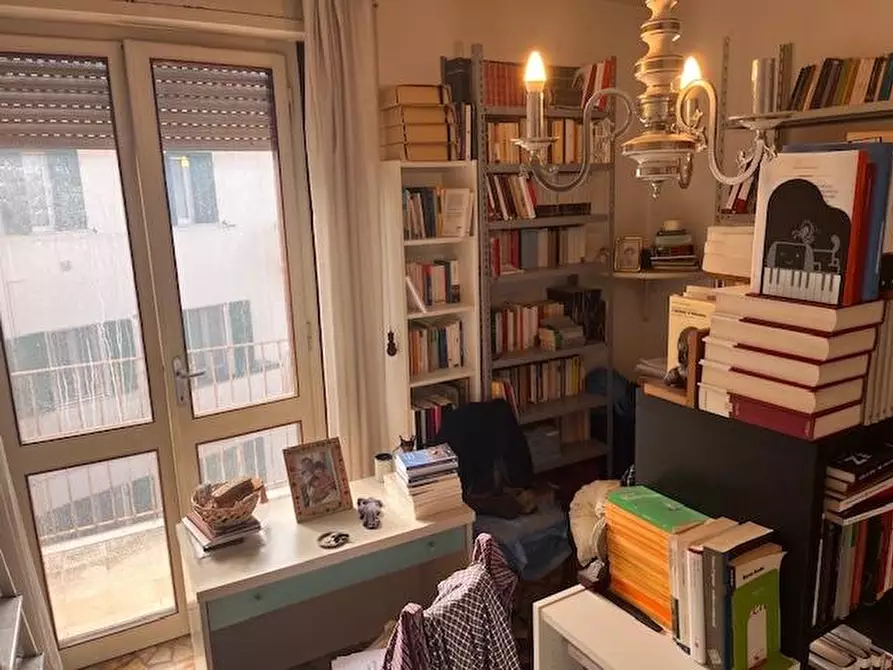 Immagine 9 di Appartamento in vendita  a Pisa