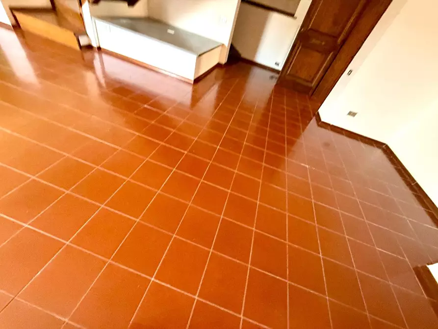 Immagine 17 di Appartamento in vendita  a Ponsacco