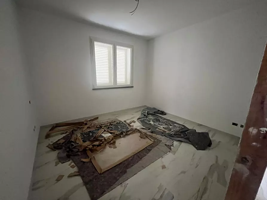 Immagine 25 di Villa in vendita  a Lucca