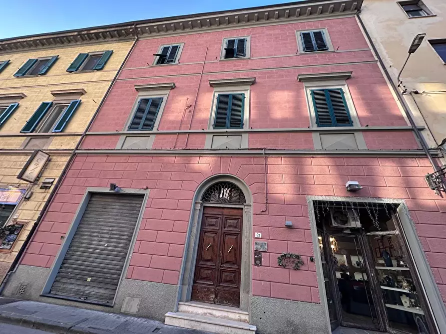 Immagine 17 di Appartamento in vendita  a Pisa