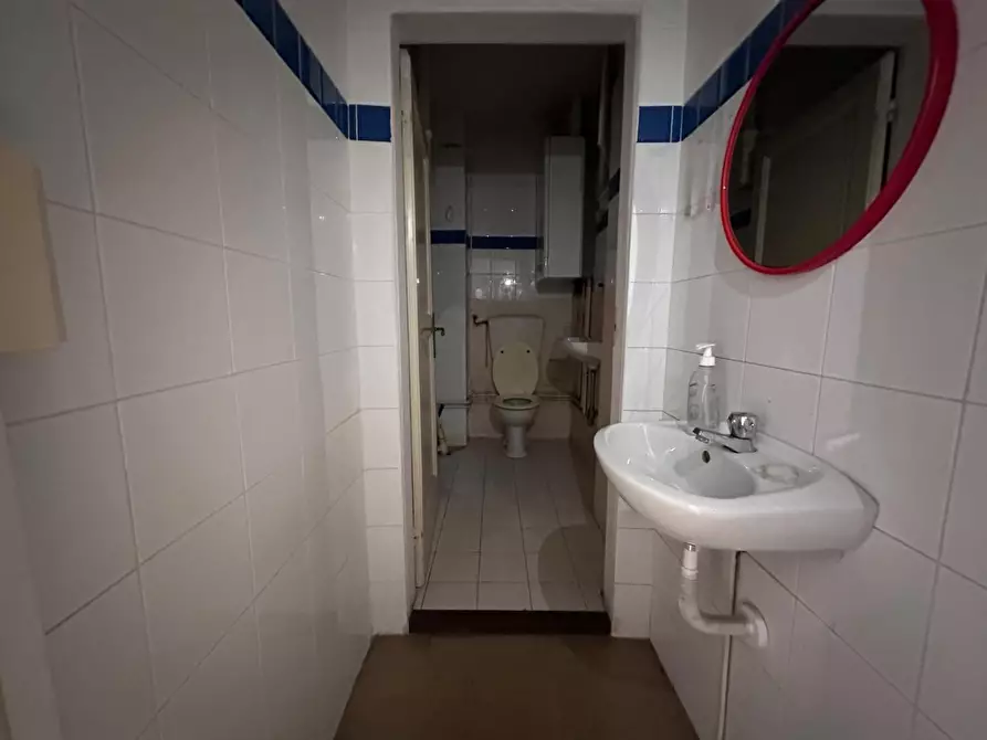 Immagine 9 di Appartamento in vendita  a Pisa