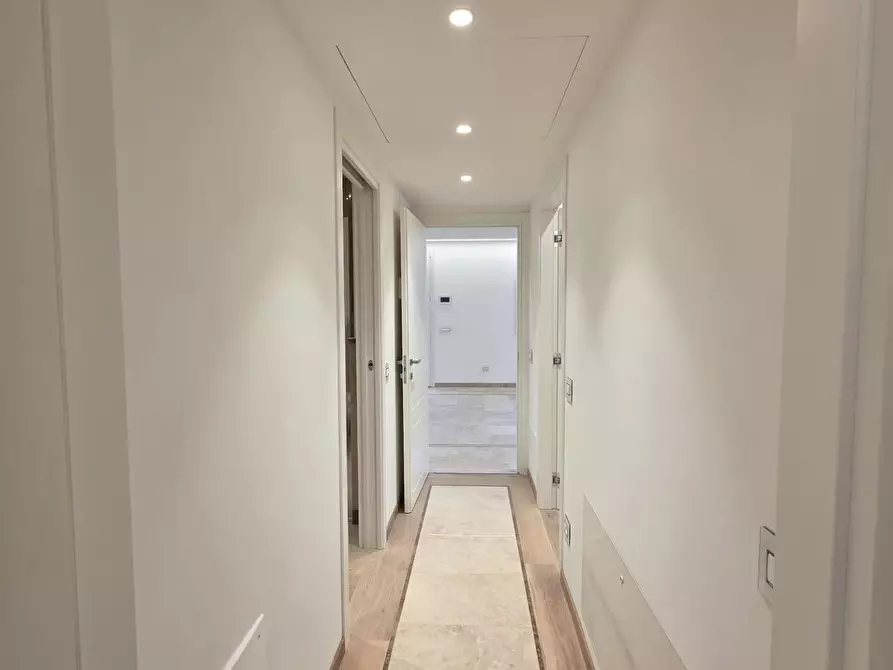 Immagine 35 di Appartamento in vendita  a Viareggio