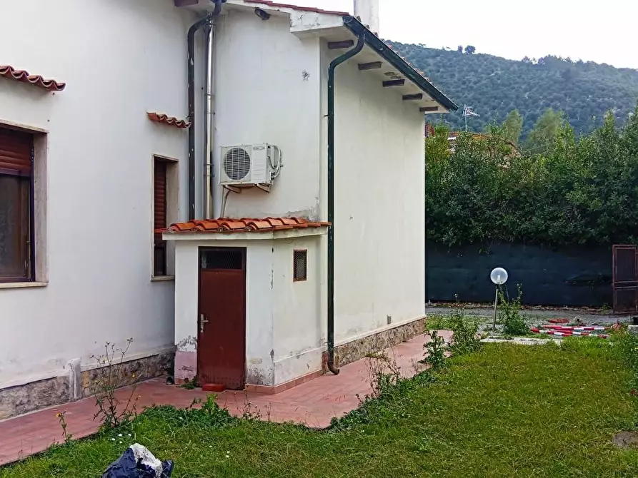 Immagine 4 di Casa bifamiliare in vendita  a San Giuliano Terme