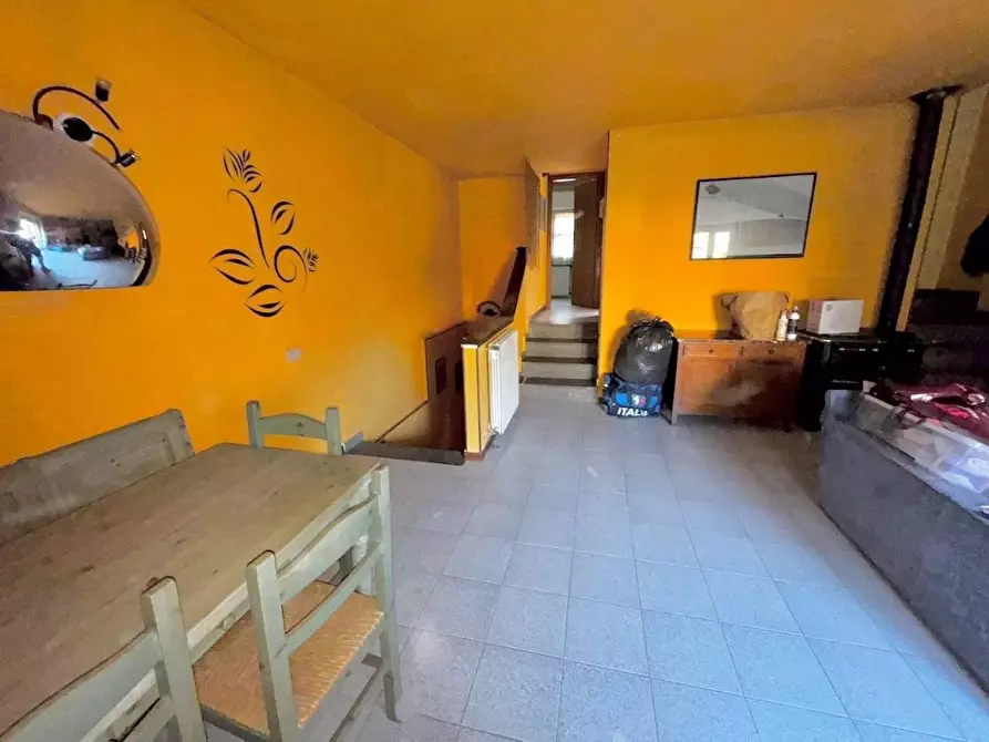 Immagine 2 di Villetta a schiera in vendita  a Vecchiano