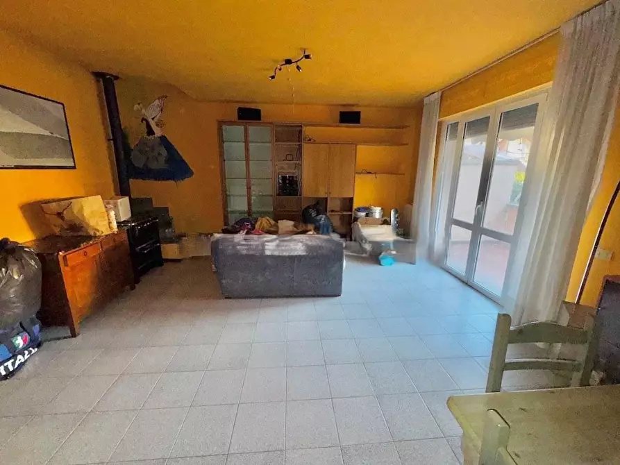 Immagine 3 di Villetta a schiera in vendita  a Vecchiano