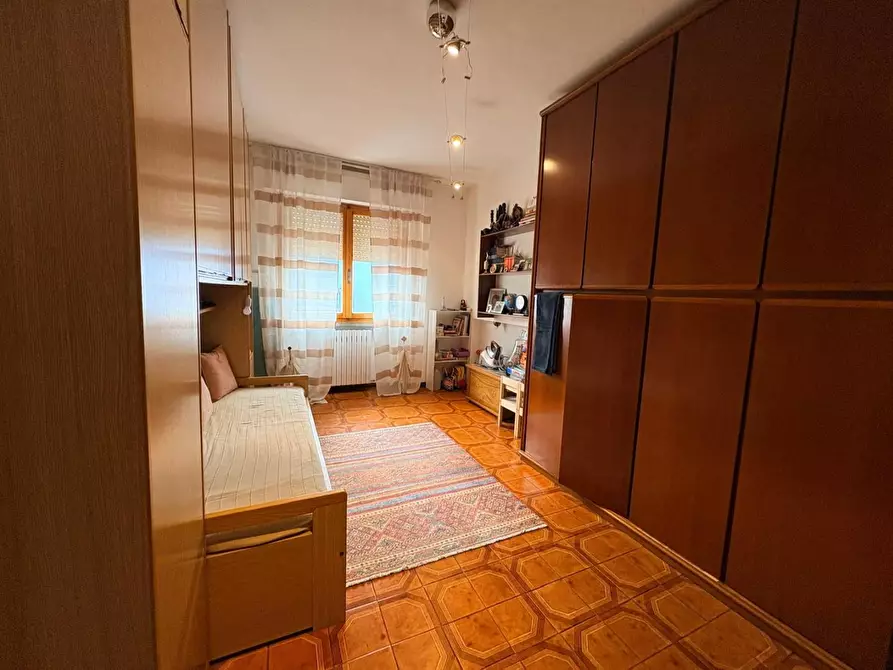 Immagine 12 di Appartamento in vendita  a Cecina