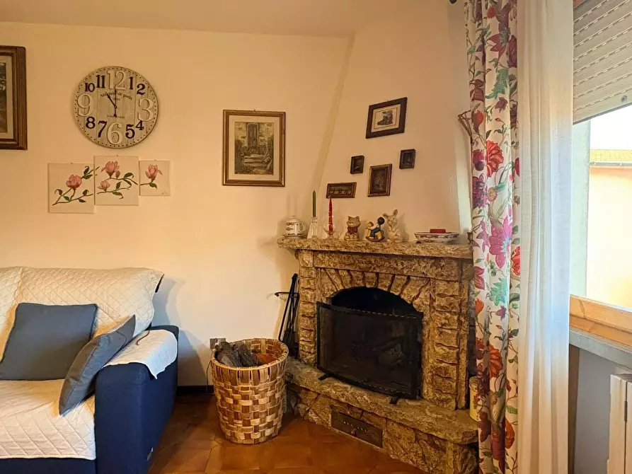 Immagine 4 di Appartamento in vendita  a Cecina