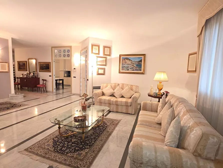 Immagine 4 di Casa bifamiliare in vendita  a Cerreto Guidi