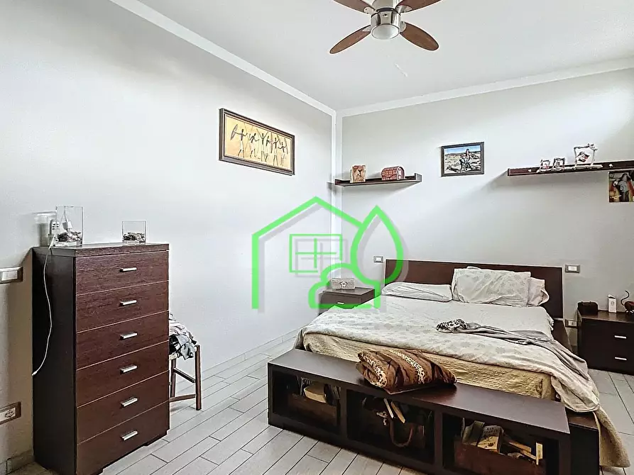 Immagine 6 di Appartamento in vendita  a Viareggio