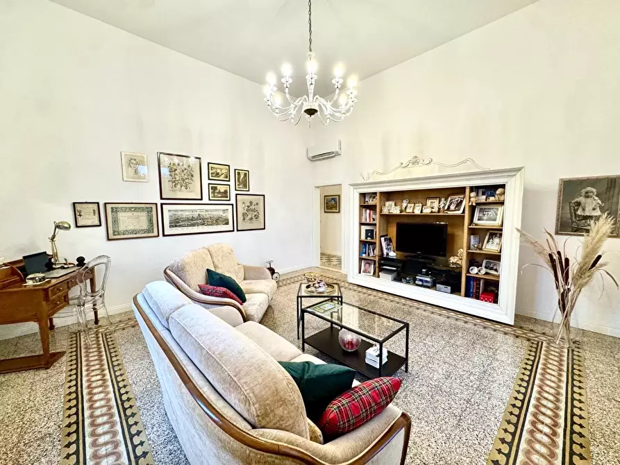 Immagine 8 di Appartamento in vendita  a Empoli