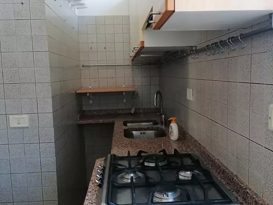 Immagine 10 di Appartamento in vendita  a Carrara