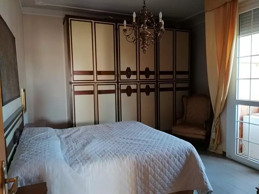 Immagine 12 di Appartamento in vendita  a Carrara