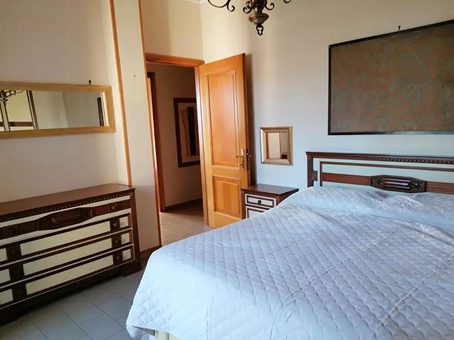 Immagine 13 di Appartamento in vendita  a Carrara