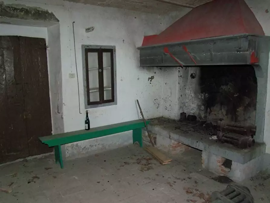 Immagine 6 di Villa in vendita  a Rufina