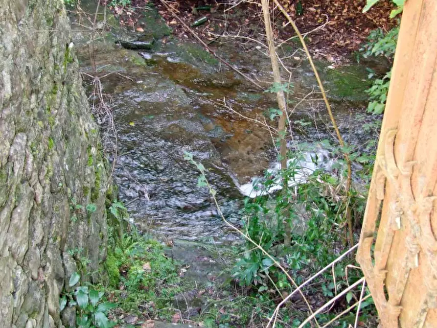 Immagine 29 di Villa in vendita  a Rufina