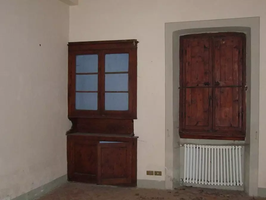 Immagine 20 di Villa in vendita  a Rufina