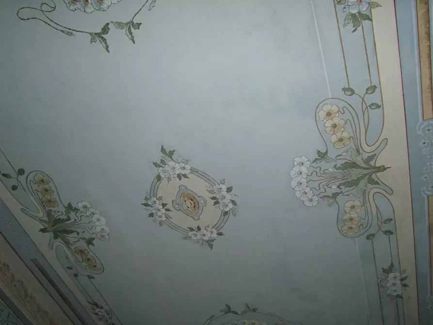 Immagine 22 di Villa in vendita  a Rufina