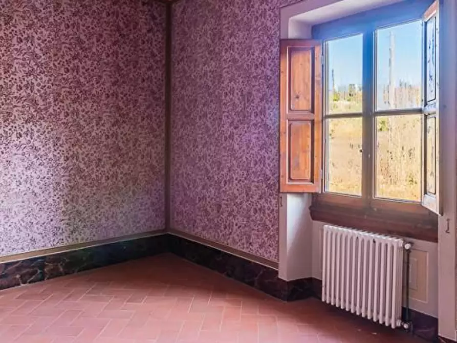 Immagine 55 di Villa in vendita  a Rufina