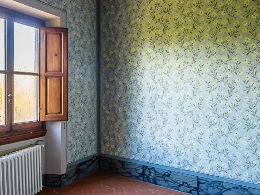 Immagine 54 di Villa in vendita  a Rufina