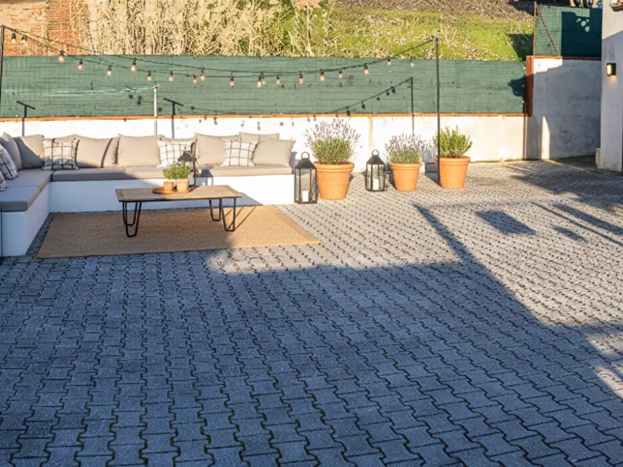 Immagine 5 di Villa in vendita  a Rosignano Marittimo