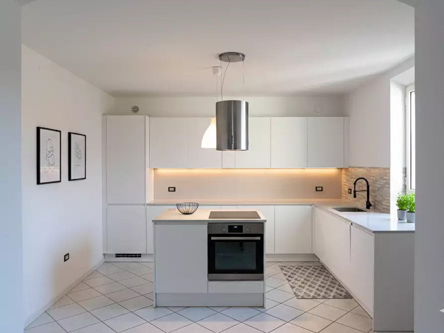 Immagine 13 di Villa in vendita  a Rosignano Marittimo