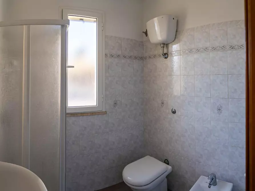 Immagine 27 di Villa in vendita  a Rosignano Marittimo