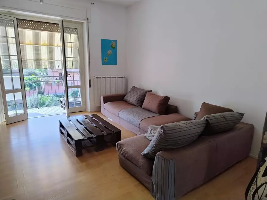 Immagine 11 di Appartamento in vendita  a Carrara