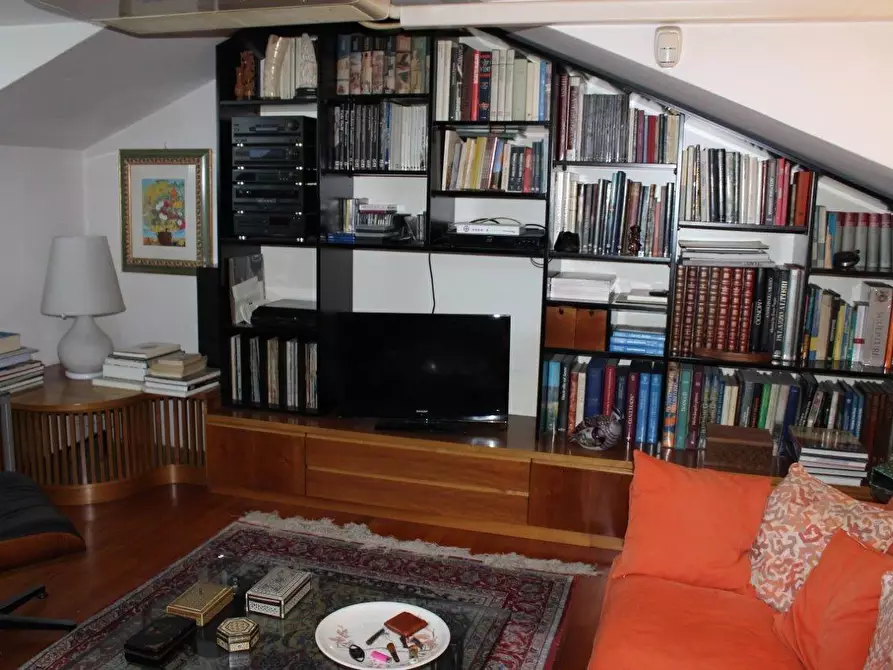 Immagine 16 di Casa bifamiliare in vendita  a Carrara