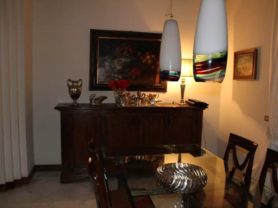 Immagine 3 di Casa bifamiliare in vendita  a Carrara