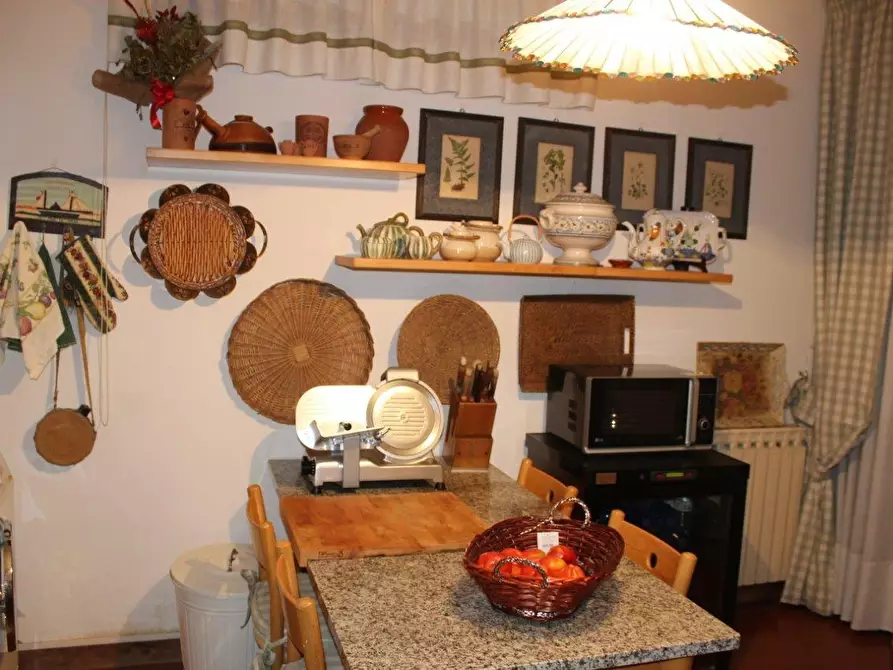 Immagine 11 di Casa bifamiliare in vendita  a Carrara