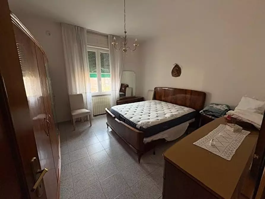 Immagine 3 di Appartamento in vendita  a Livorno