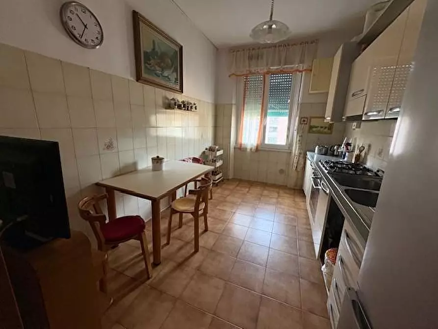 Immagine 2 di Appartamento in vendita  a Livorno