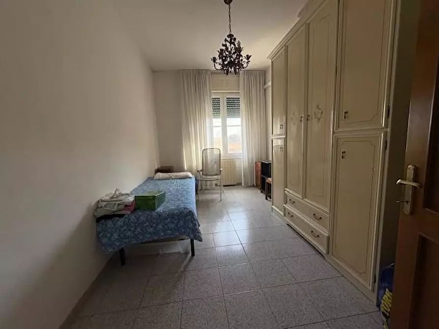 Immagine 12 di Appartamento in vendita  a Livorno