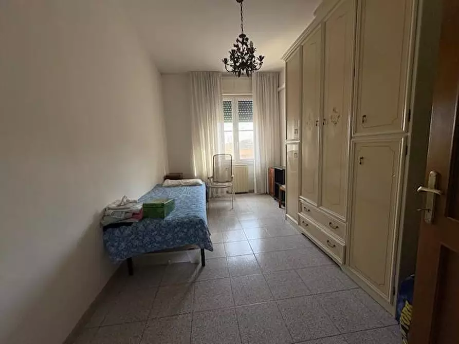 Immagine 11 di Appartamento in vendita  a Livorno