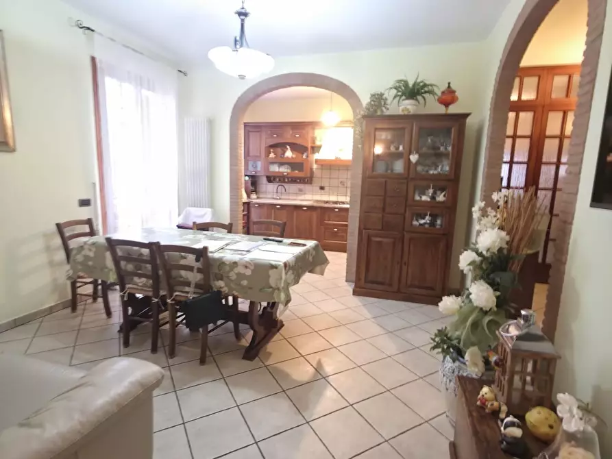 Immagine 2 di Appartamento in vendita  a Cerreto Guidi